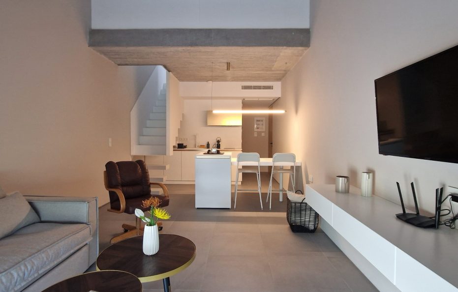 Executive loft I