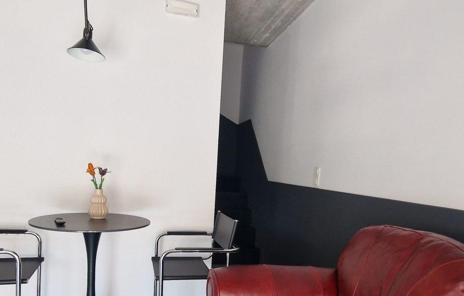 Executive loft IV