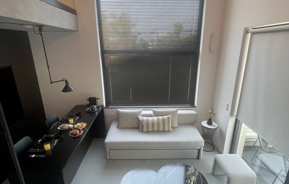 Executive loft III