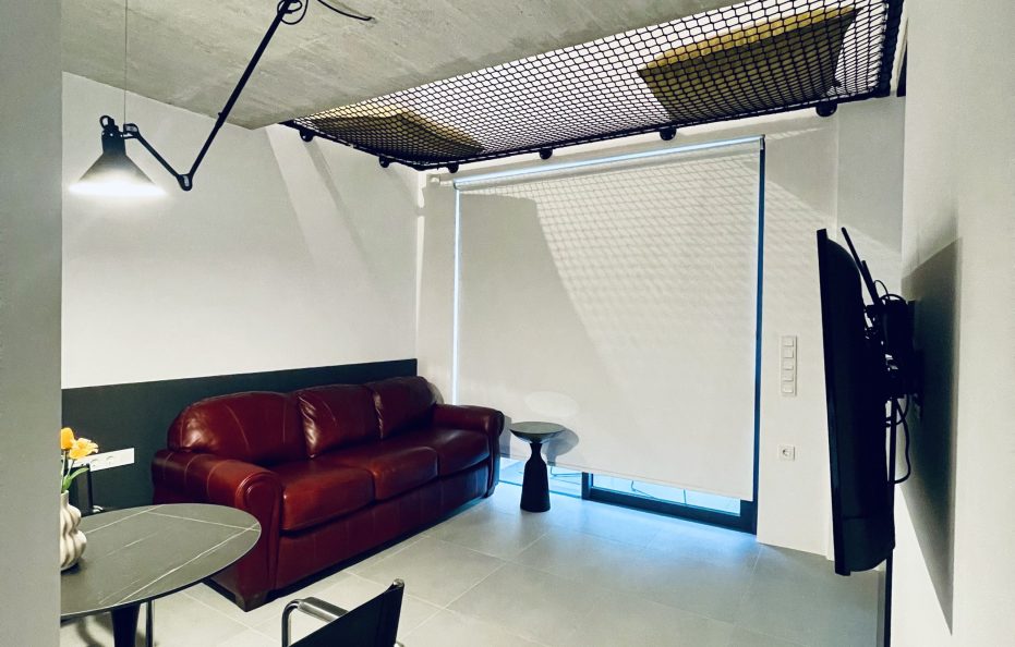 Executive loft IV