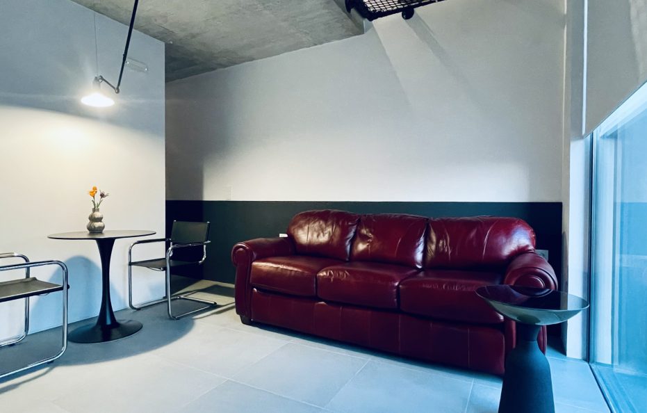 Executive loft IV
