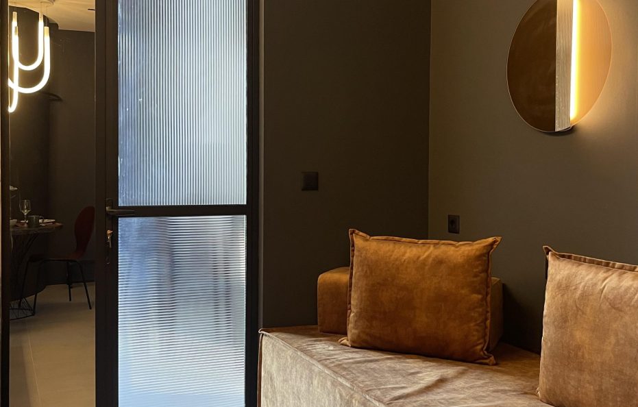 Eclectic Style Apartment