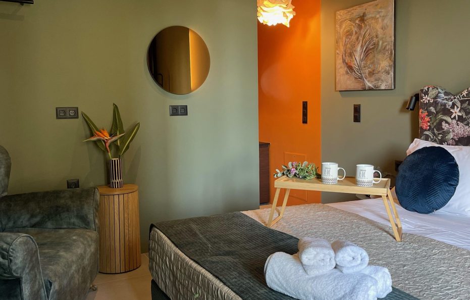 Separated Premium Room