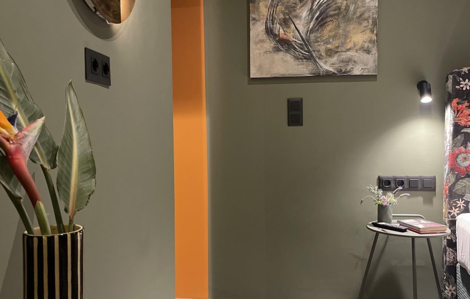Separated Premium Room