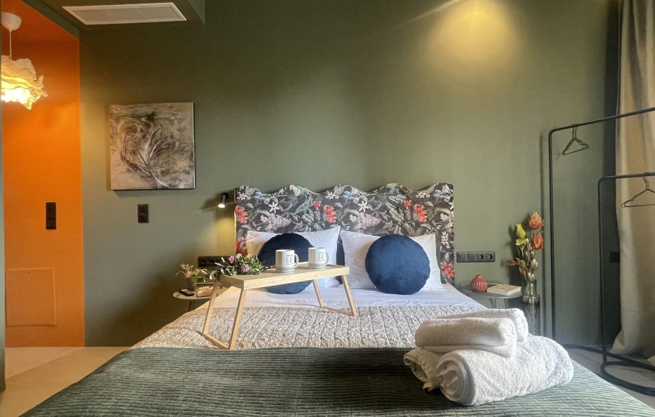 Separated Premium Room